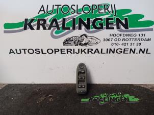 Używane Przelacznik elektrycznej szyby Citroen C5 I Break (DE) 2.0 16V Cena € 50,00 Procedura marży oferowane przez Autosloperij Kralingen B.V.