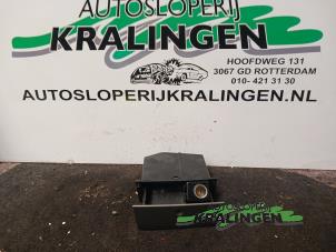 Used Front ashtray Opel Meriva 1.6 16V Price € 25,00 Margin scheme offered by Autosloperij Kralingen B.V.