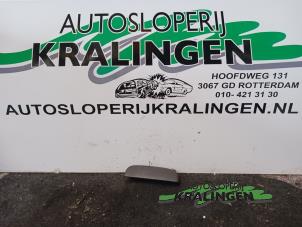 Usagé Poignée portière 4portes avant gauche Suzuki Wagon-R+ (RB) 1.0 12V Prix € 25,00 Règlement à la marge proposé par Autosloperij Kralingen B.V.