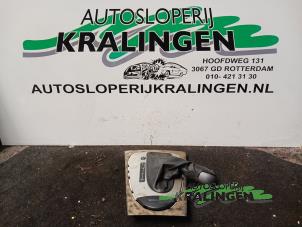 Usagé Levier de sélection automatique Mercedes E (W211) 3.0 E-280 CDI 24V Prix € 100,00 Règlement à la marge proposé par Autosloperij Kralingen B.V.