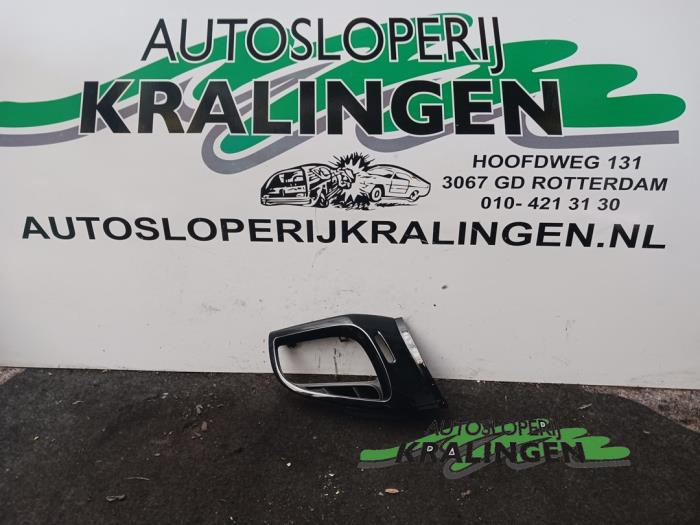 Begagnade Luftgrill, sida Citroen DS3 (SA) 1.2 12V PureTech 82 Pris € 19,99 Marginaltabell erbjuds av Autosloperij Kralingen B.V.