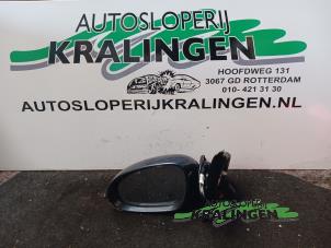 Usagé Rétroviseur gauche Volkswagen Golf V (1K1) 2.0 TDI 16V Prix € 50,00 Règlement à la marge proposé par Autosloperij Kralingen B.V.