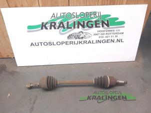 Used Front drive shaft, left Citroen C3 (FC/FL/FT) 1.4 Price on request offered by Autosloperij Kralingen B.V.