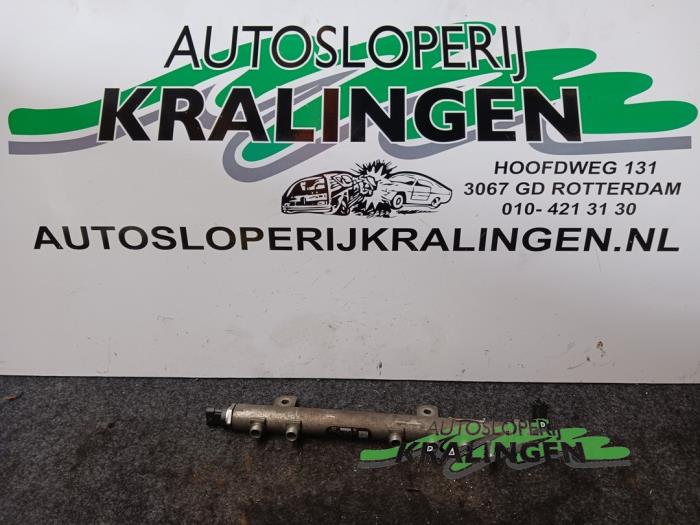 Begagnade Bränsletryckssensor Opel Corsa D 1.3 CDTi 16V ecoFLEX Pris € 49,99 Marginaltabell erbjuds av Autosloperij Kralingen B.V.