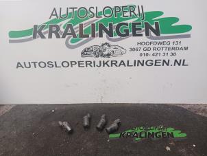 Usagé Kit capteur PDC Peugeot 307 CC (3B) 1.6 16V Prix € 40,00 Règlement à la marge proposé par Autosloperij Kralingen B.V.