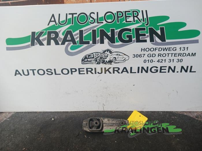 Gebrauchte Motorlager Peugeot 1007 (KM) 1.6 GTI,Gentry 16V Preis € 25,00 Margenregelung angeboten von Autosloperij Kralingen B.V.