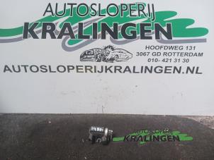 Usagé Régulateur pression turbo Peugeot 206 (2A/C/H/J/S) 1.4 HDi Prix € 20,00 Règlement à la marge proposé par Autosloperij Kralingen B.V.