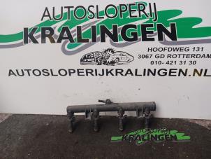 Used Injector (petrol injection) Citroen C4 Picasso (UD/UE/UF) 2.0 16V Autom. Price € 50,00 Margin scheme offered by Autosloperij Kralingen B.V.