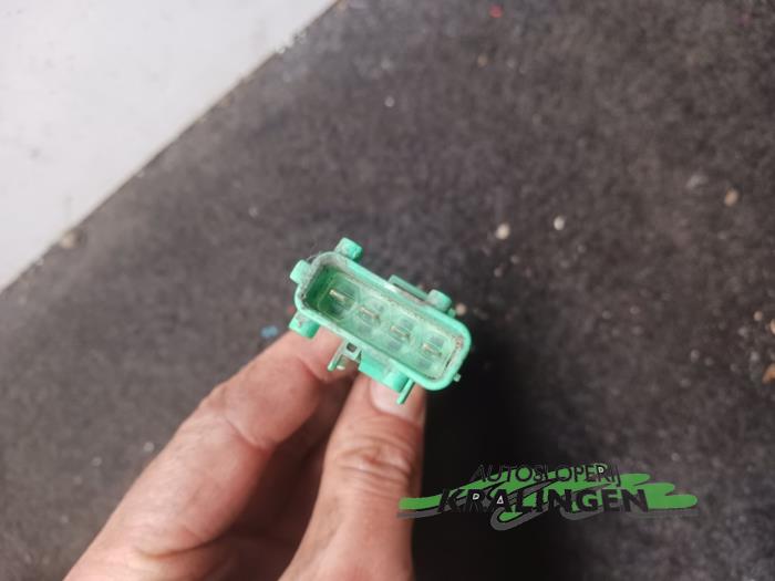 Sonde lambda d'un Citroën C4 Picasso (UD/UE/UF) 2.0 16V Autom. 2008