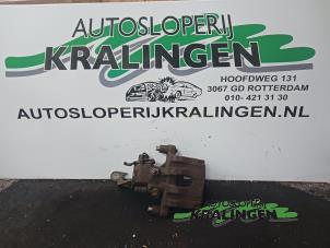 Used Rear brake calliper, right Nissan Primera Wagon (W12) 1.8 16V Price € 50,00 Margin scheme offered by Autosloperij Kralingen B.V.