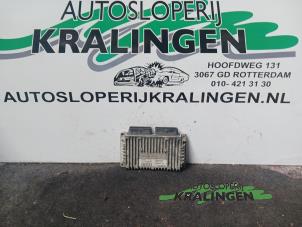 Usados Ordenador de caja automática Renault Scénic II (JM) 2.0 16V Precio € 50,00 Norma de margen ofrecido por Autosloperij Kralingen B.V.