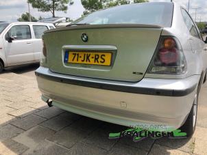 Używane Zderzak tylny BMW 3 serie Compact (E46/5) 316ti 16V Cena € 100,00 Procedura marży oferowane przez Autosloperij Kralingen B.V.