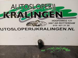 Used Gear stick knob BMW 3 serie Compact (E46/5) 316ti 16V Price € 10,00 Margin scheme offered by Autosloperij Kralingen B.V.