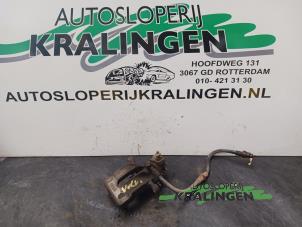 Used Rear brake calliper, right Volvo V40 (VW) 2.0 16V Price € 50,00 Margin scheme offered by Autosloperij Kralingen B.V.