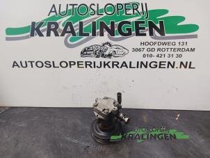Usagé Pompe direction assistée Volkswagen Golf IV (1J1) 1.4 16V Prix € 50,00 Règlement à la marge proposé par Autosloperij Kralingen B.V.