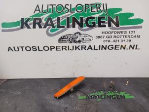 Używane Element odblaskowy zderzaka lewy tyl Volvo V40 (VW) 2.0 16V Cena € 10,00 Procedura marży oferowane przez Autosloperij Kralingen B.V.
