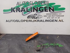 Used Rear bumper reflector, right Volvo V40 (VW) 2.0 16V Price € 10,00 Margin scheme offered by Autosloperij Kralingen B.V.