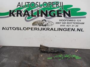 Used Rear bumper bracket, left Toyota Aygo (B10) 1.0 12V VVT-i Price € 25,00 Margin scheme offered by Autosloperij Kralingen B.V.