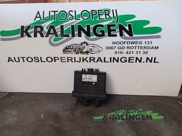 Used Automatic gearbox computer Skoda Fabia (6Y5) 1.4i 16V Price € 50,00 Margin scheme offered by Autosloperij Kralingen B.V.