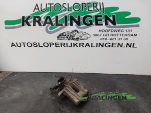 Usagé Etrier de frein (pince) arrière droit Seat Leon (1P1) 1.9 TDI 105 Prix sur demande proposé par Autosloperij Kralingen B.V.