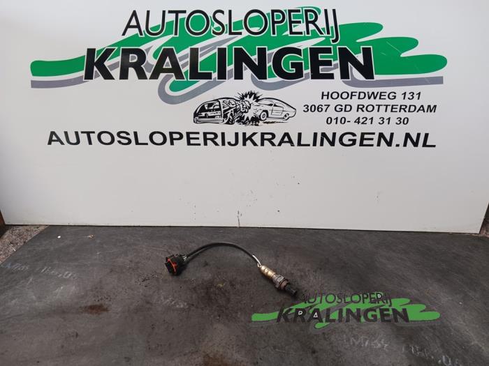 Usagé Sonde lambda Opel Corsa C (F08/68) 1.0 12V Twin Port Prix € 9,98 Règlement à la marge proposé par Autosloperij Kralingen B.V.
