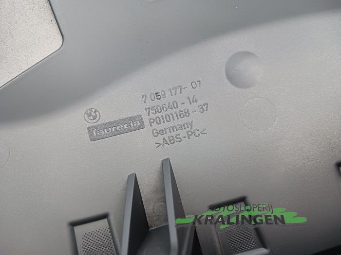 PHARE / OPTIQUE AVANT GAUCHE Renault Scenic II (JM)(2003->) 1.5