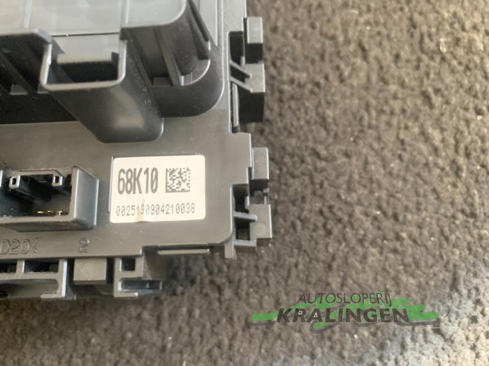 Fuse box Suzuki Alto 1.0 12V 68K10 SUZUKI