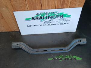 Usagé Cadre pare-chocs arrière Suzuki Alto (GF) 1.0 12V Prix € 35,00 Règlement à la marge proposé par Autosloperij Kralingen B.V.