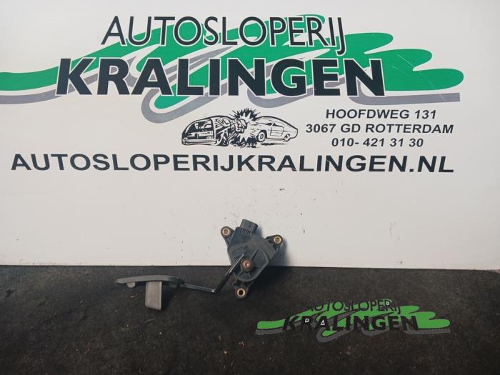Gebrauchte Gaspedalposition Sensor Nissan Micra (K12) 1.0 16V Preis € 19,99 Margenregelung angeboten von Autosloperij Kralingen B.V.