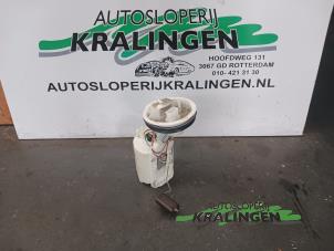 Usagé Pompe essence BMW Mini One/Cooper (R50) 1.6 16V Cooper Prix € 50,00 Règlement à la marge proposé par Autosloperij Kralingen B.V.