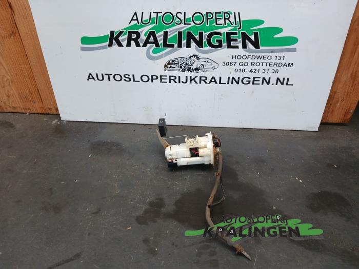 Begagnade Bensinpump Suzuki Alto 1.0 12V Pris € 14,97 Marginaltabell erbjuds av Autosloperij Kralingen B.V.