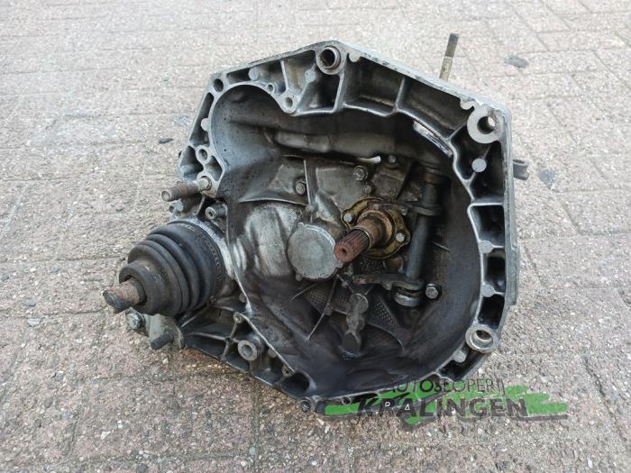 Gebrauchte Getriebe Fiat Doblo (223A/119) 1.9 D Preis € 99,98 Margenregelung angeboten von Autosloperij Kralingen B.V.