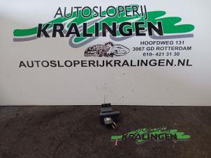 Used Electronic ignition key BMW 1 serie (E87/87N) 118d 16V Price € 50,00 Margin scheme offered by Autosloperij Kralingen B.V.
