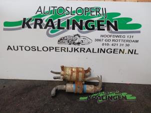 Used Petrol pump Mercedes CLK (W208) 2.0 200K Evo 16V Price € 50,00 Margin scheme offered by Autosloperij Kralingen B.V.