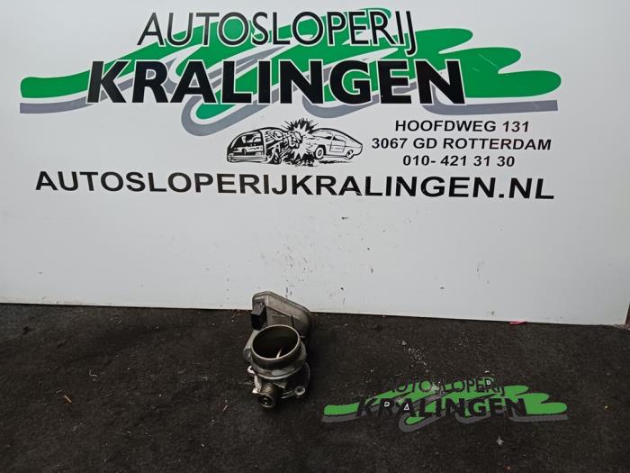 Gebrauchte Drosselklappengehäuse BMW 1 serie (E87/87N) 118d 16V Preis € 35,00 Margenregelung angeboten von Autosloperij Kralingen B.V.