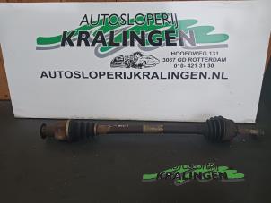 Used Front drive shaft, right Citroen C3 (FC/FL/FT) 1.4 Price on request offered by Autosloperij Kralingen B.V.