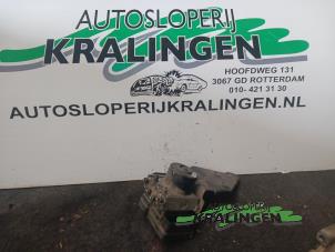 Used ABS pump Fiat Doblo Cargo (223) 1.9 JTD Price € 50,00 Margin scheme offered by Autosloperij Kralingen B.V.