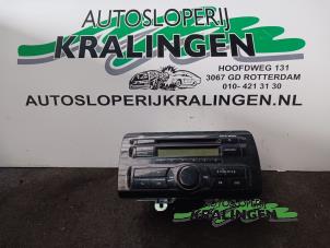 Begagnade CD-spelare med radio Daihatsu Materia 1.5 16V Pris € 100,00 Marginaltabell erbjuds av Autosloperij Kralingen B.V.