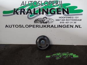 Used Crankshaft pulley Volkswagen Golf Plus (5M1/1KP) 1.6 FSI 16V Price € 25,00 Margin scheme offered by Autosloperij Kralingen B.V.