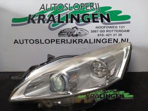 Używane Reflektor lewy Peugeot 508 SW (8E/8U) 1.6 HDiF 16V Cena € 700,00 Procedura marży oferowane przez Autosloperij Kralingen B.V.