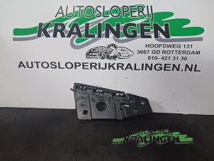 Used Rear bumper bracket, right Peugeot 508 SW (8E/8U) 1.6 HDiF 16V Price on request offered by Autosloperij Kralingen B.V.