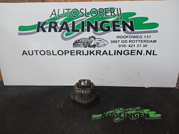Usagé Support moteur BMW 1 serie (E87/87N) 116i 1.6 16V Prix € 19,99 Règlement à la marge proposé par Autosloperij Kralingen B.V.