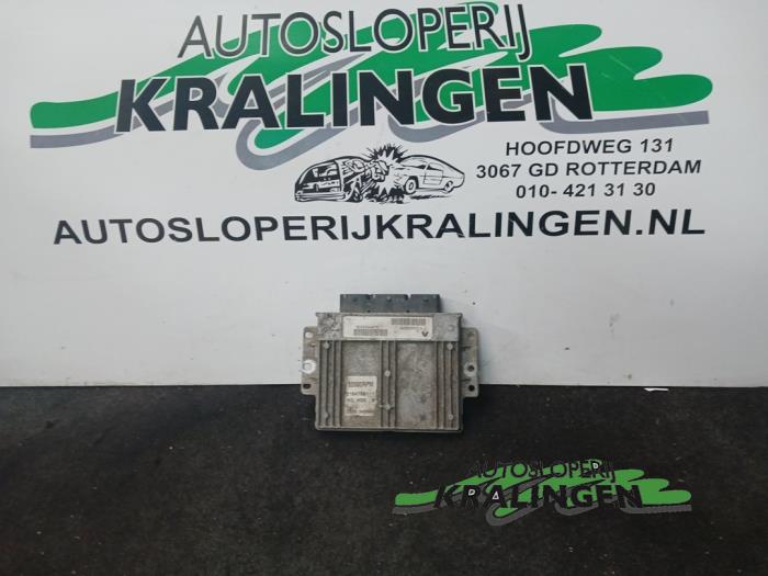 Used Engine management computer Renault Espace (JK) 2.2 dCi 16V Price € 50,00 Margin scheme offered by Autosloperij Kralingen B.V.