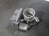 Throttle body from a Renault Laguna II Grandtour (KG) 1.9 dCi 130 2007