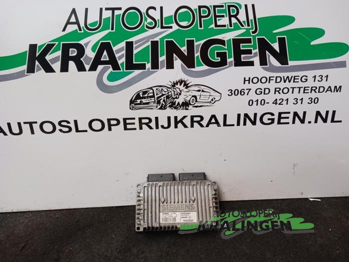Used Automatic gearbox computer Renault Clio II (BB/CB) 1.4 16V Price € 69,99 Margin scheme offered by Autosloperij Kralingen B.V.