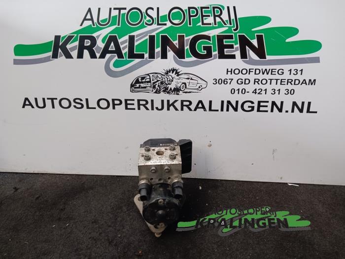 Usagé Pompe ABS Mercedes A (W168) 1.4 A-140 Prix € 14,99 Règlement à la marge proposé par Autosloperij Kralingen B.V.