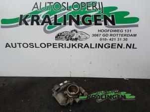 Usados Cuerpo de válvula de mariposa Opel Corsa D 1.2 16V Precio € 35,00 Norma de margen ofrecido por Autosloperij Kralingen B.V.