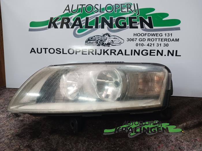 Używane Reflektor lewy Audi A6 (C6) 3.2 V6 24V FSI Quattro Cena € 49,99 Procedura marży oferowane przez Autosloperij Kralingen B.V.