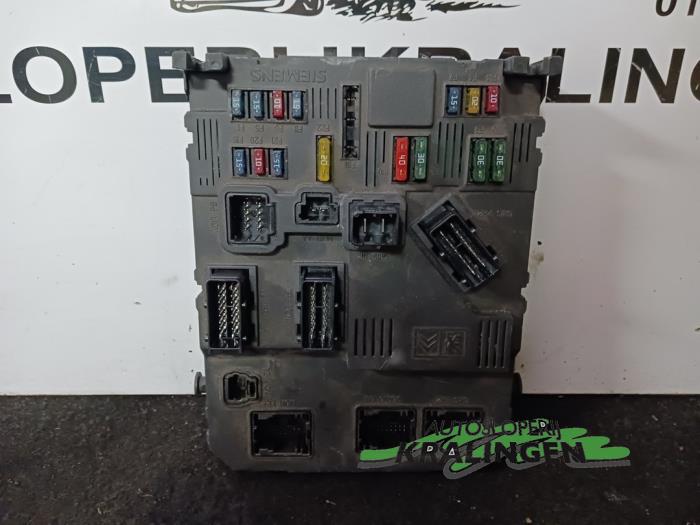 Fuse box Citroen Berlingo 1.9 D BSIE0100 SIEMENS