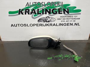 Gebrauchte Außenspiegel links Volvo V70 (SW) 2.4 T 20V Preis € 50,00 Margenregelung angeboten von Autosloperij Kralingen B.V.